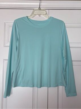 Women long sleeve split back shirt